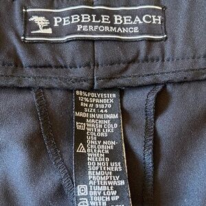 Men’s golf shorts, size 44 gently used blue with a slight snag​​